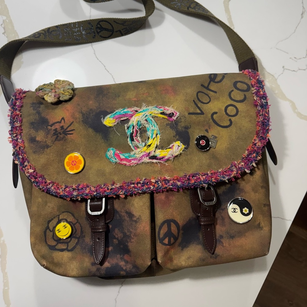 Chanel Graffiti On The Pavement Messenger Bag 2015